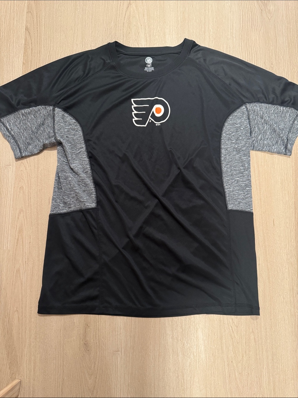 Men's Black Short-Sleeve Flyers Hockey NHL Tee